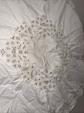 Vintage Elegant Rose Floral Embroidered Fabric Tablecloth Boho Granny Grandma